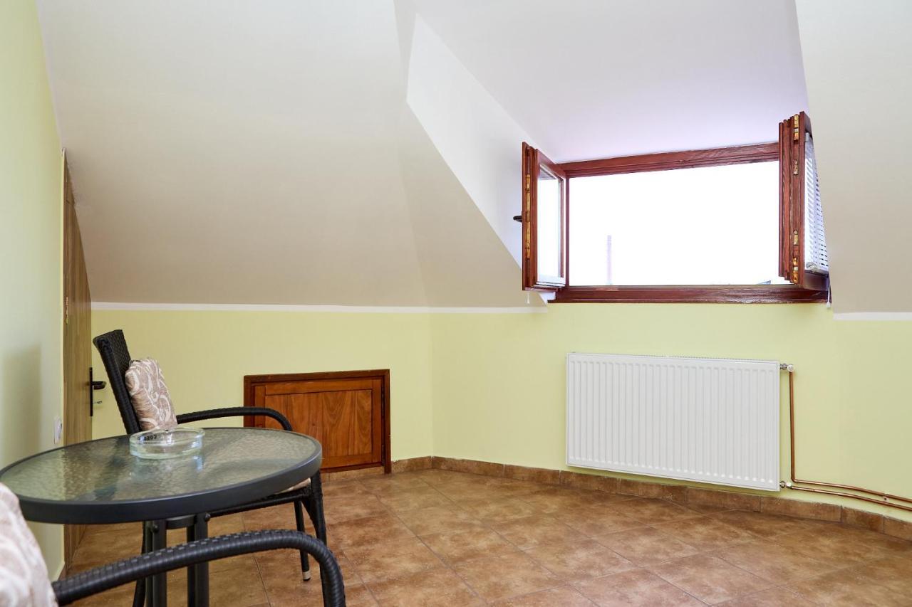Apartmani Malica Соко Баня Екстериор снимка